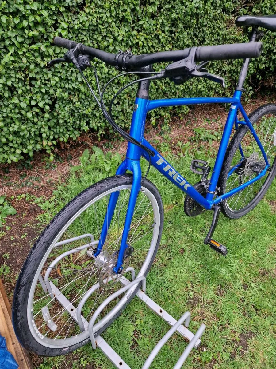 Trek Fx2 Blue - Image 2