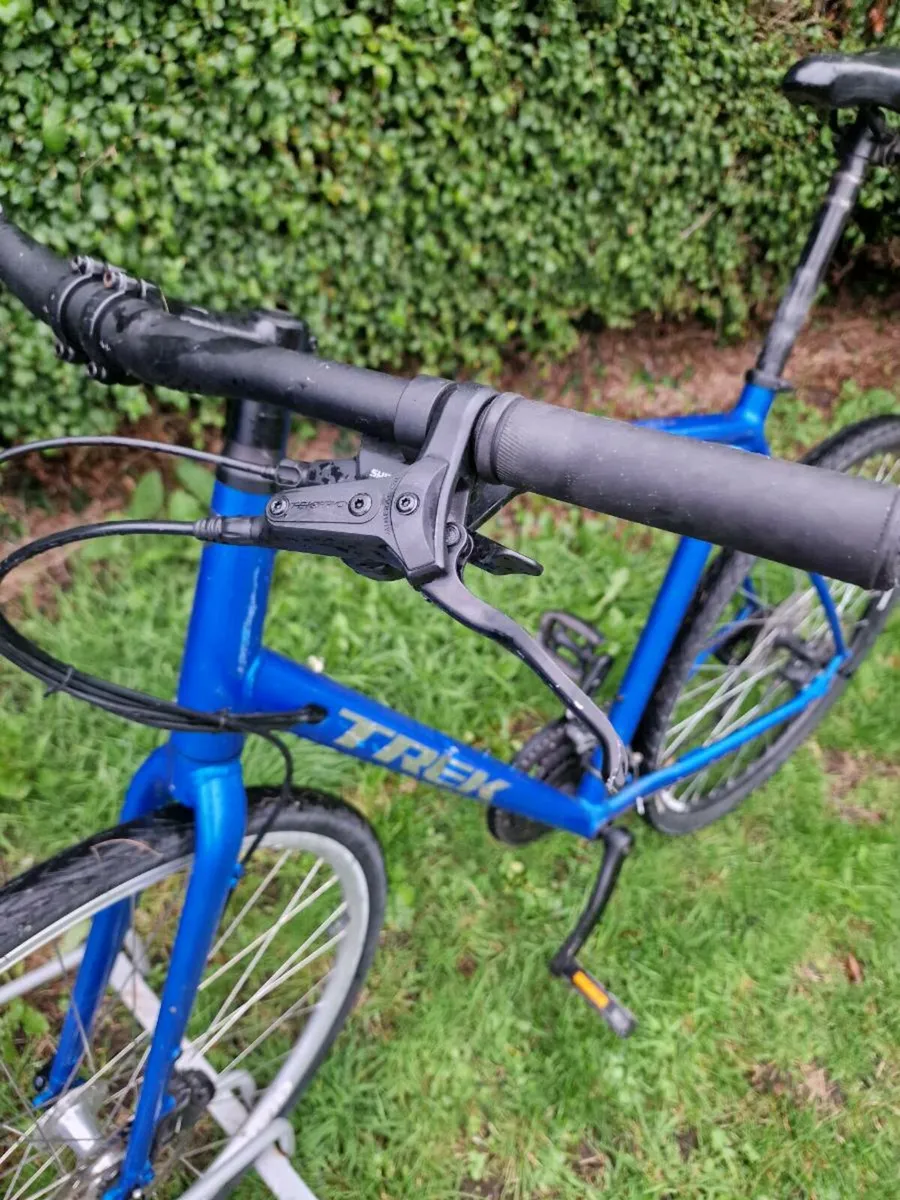 Trek Fx2 Blue - Image 3