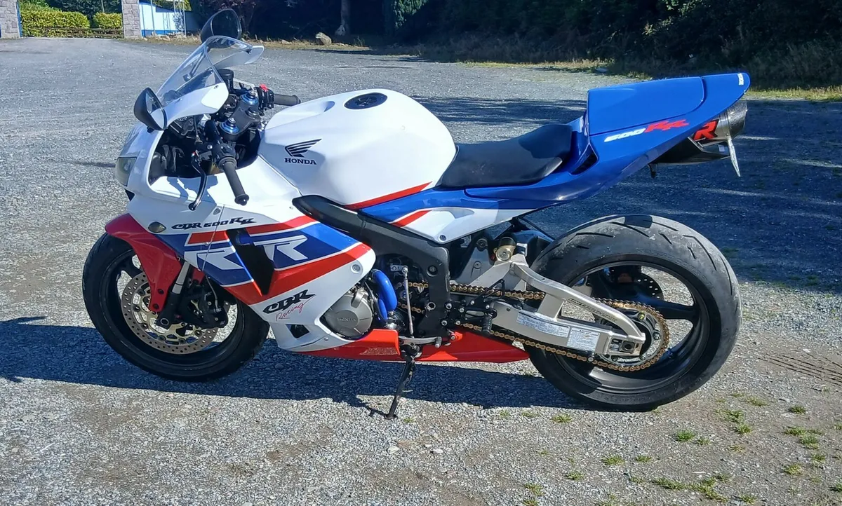 Cbr 600rr fairings - Image 3