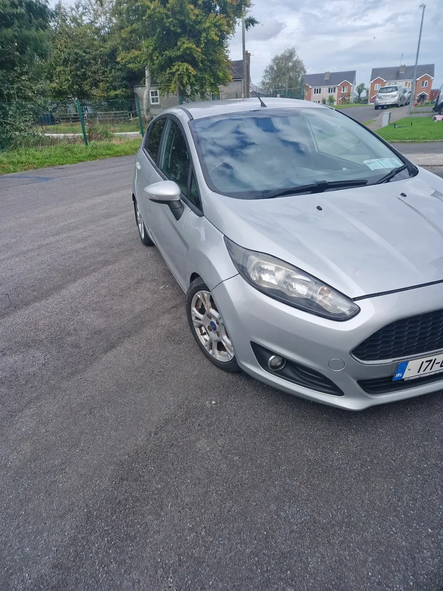 Ford Fiesta 2017 - Image 2