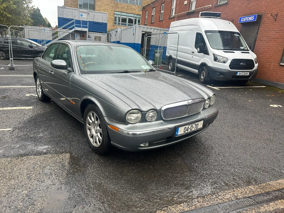 Jaguar XJ 6 2004. One family owner from new - Image 1