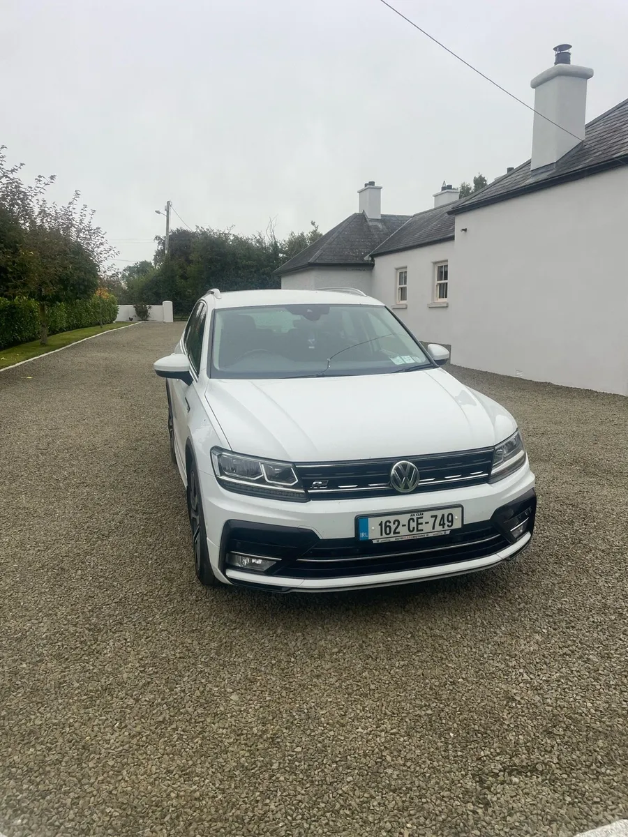 Volkswagen Tiguan R Line sport - Image 1