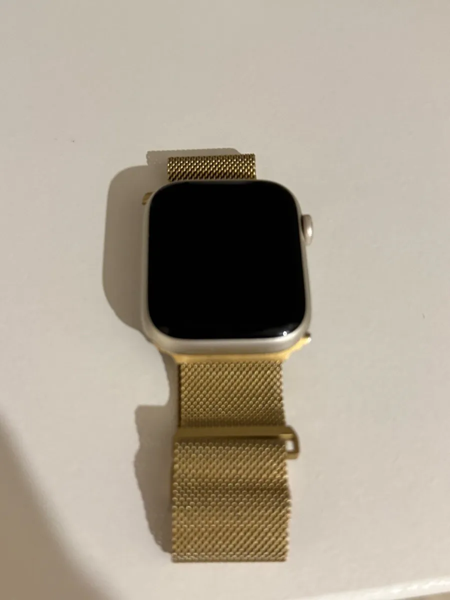 Apple Watch Series 10 - 45mm Aluminium(GPS) - Image 1
