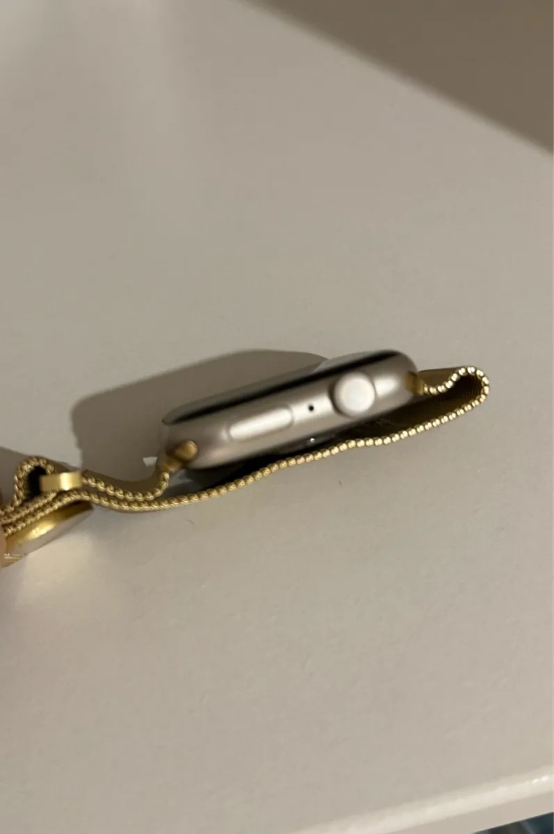 Apple Watch Series 10 - 45mm Aluminium(GPS) - Image 2