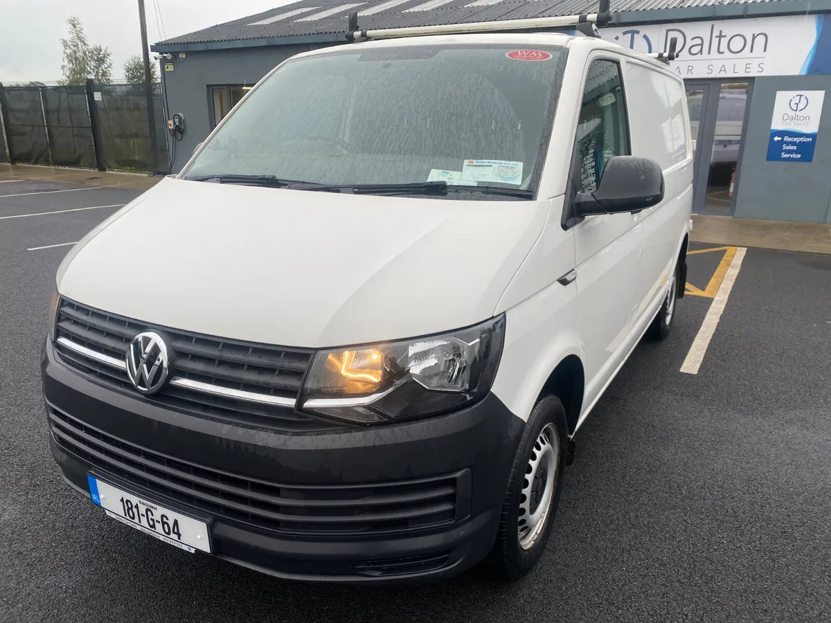 VOLKSWAGEN TRANSPORTER SWB 2018 (181) 1 OWNER - Image 1