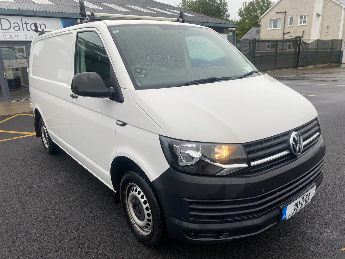 VOLKSWAGEN TRANSPORTER SWB 2018 (181) 1 OWNER - Image 3