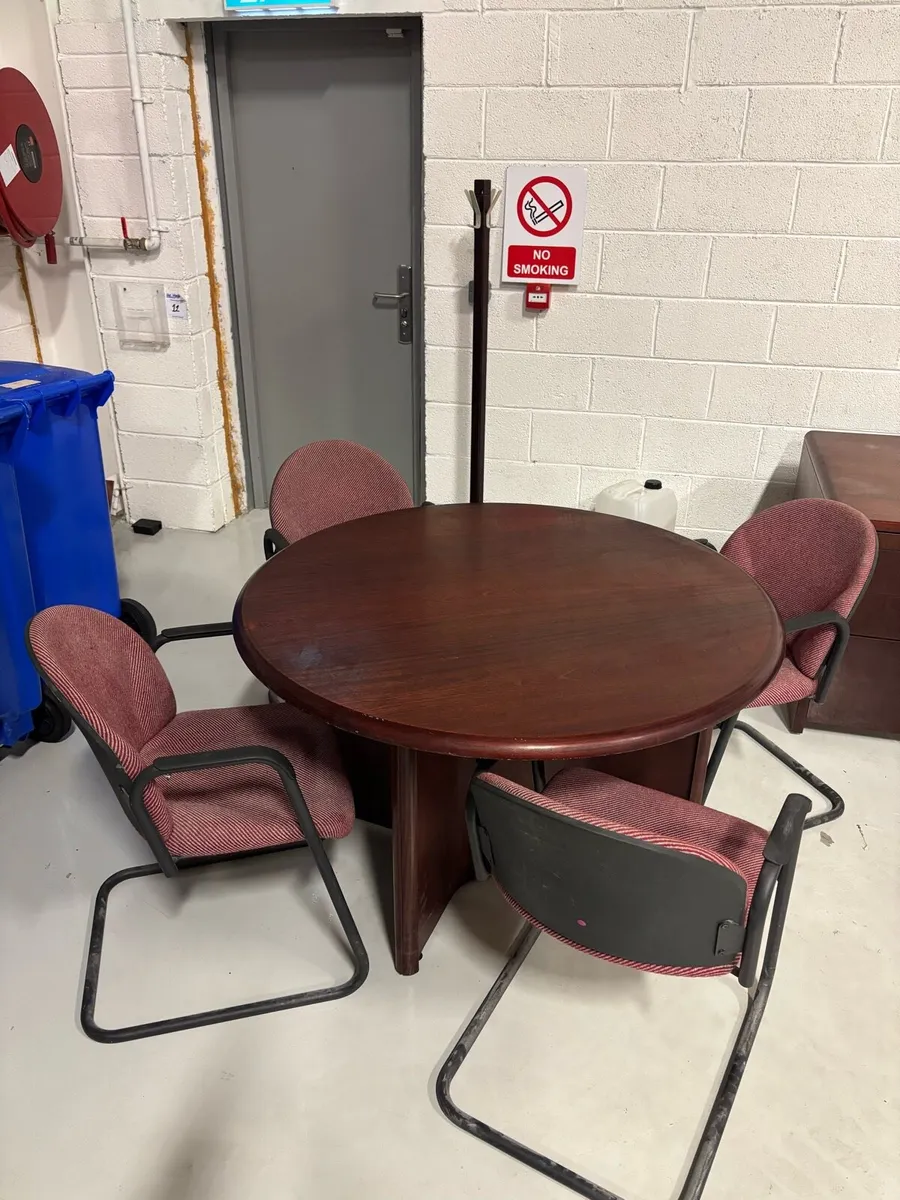 Office furniture - Image 2