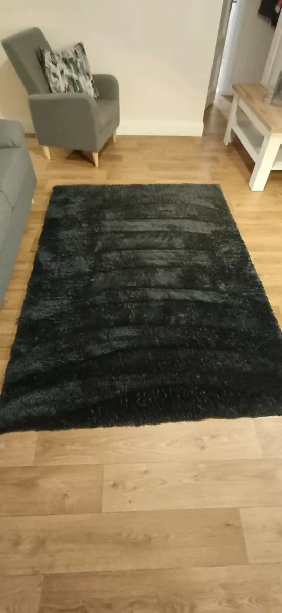 Rug - Image 1