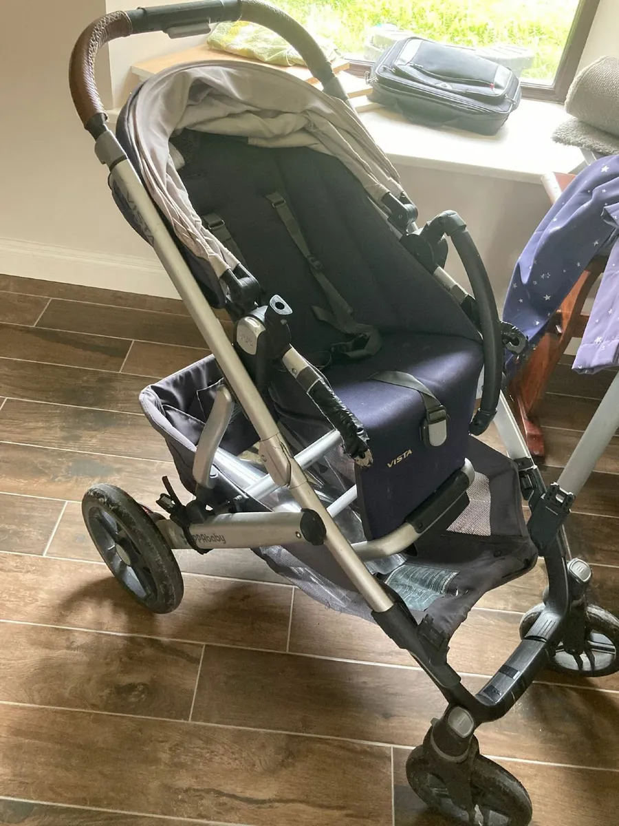 uppa baby vista buggy and Basinett . - Image 1