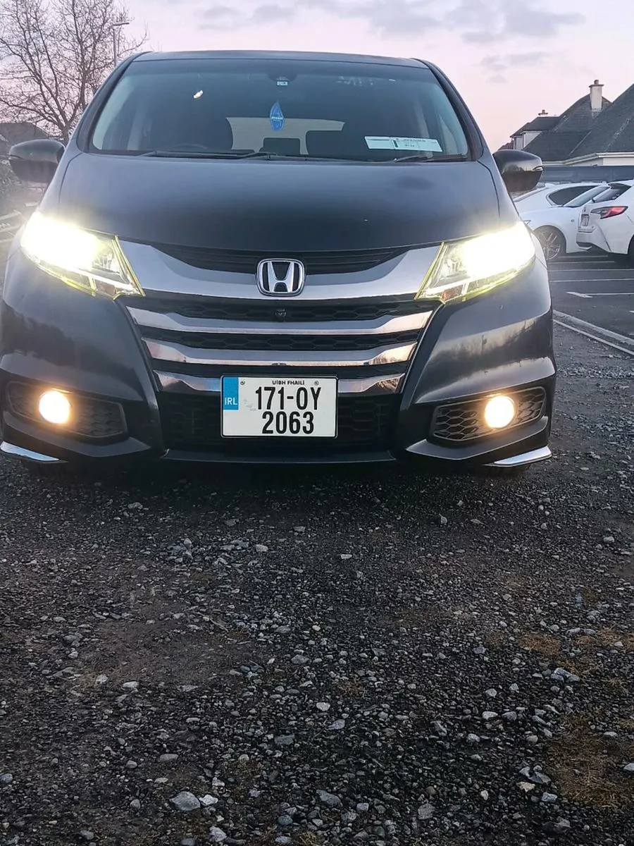 HONDA ODYSSEY HYBRID 2.0L 8 SEATER - Image 1