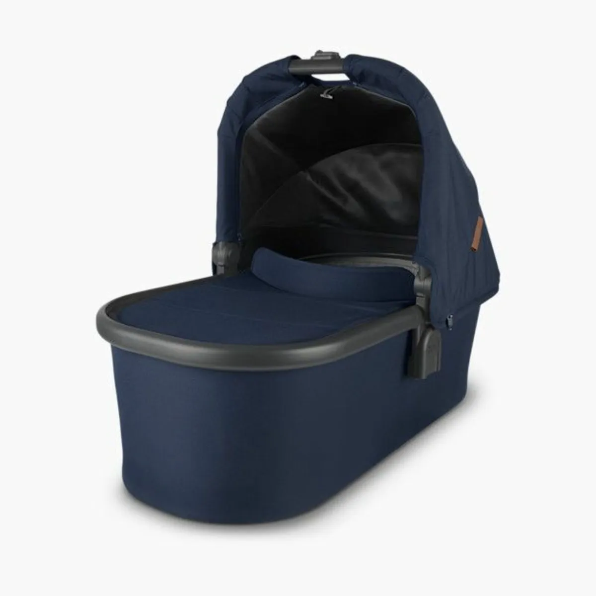 uppa baby vista buggy and Basinett . - Image 2
