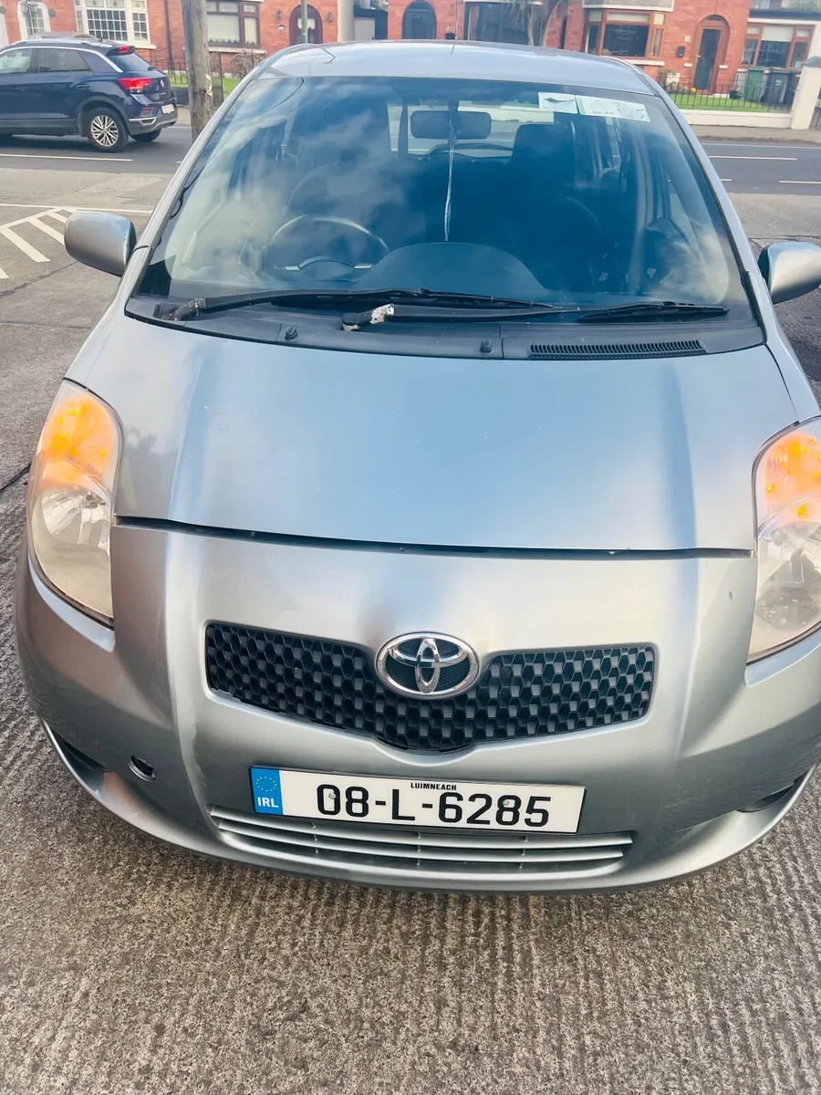 Toyota Yaris 2008 - Image 1
