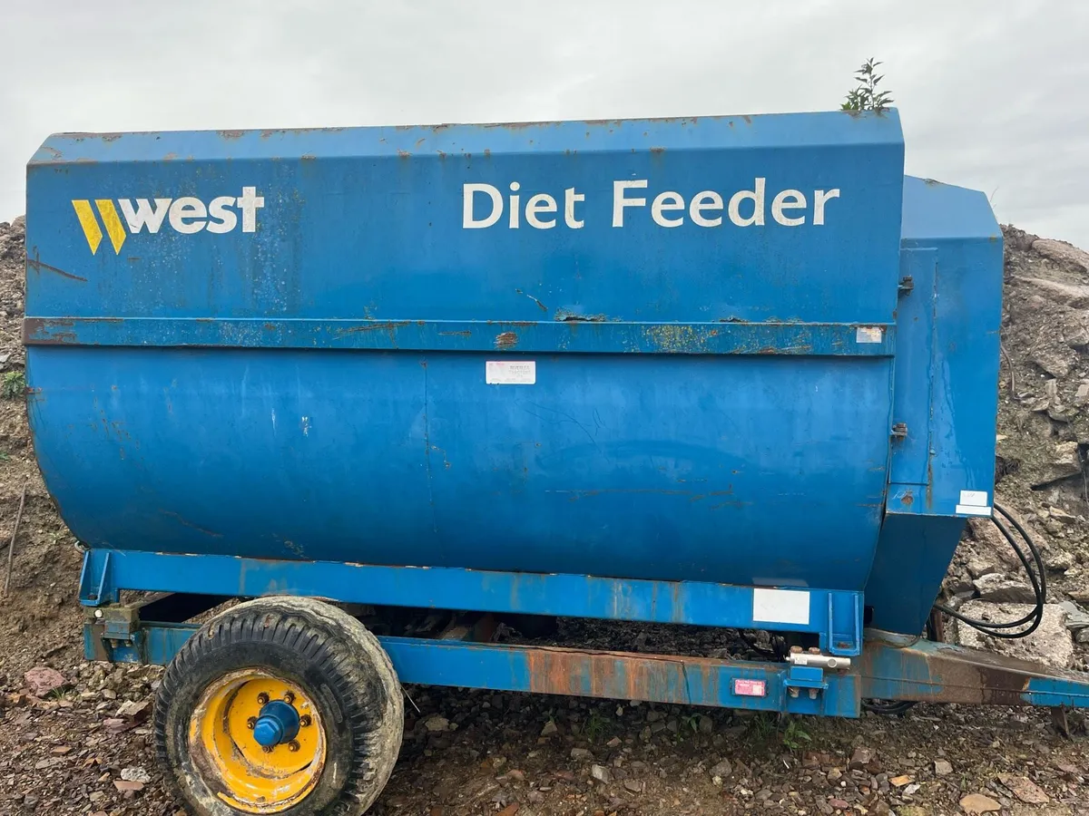 Harry West diet feeder - Image 1