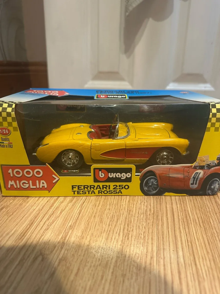 Bburago | Ferrari 250 Testa Rossa - Image 1