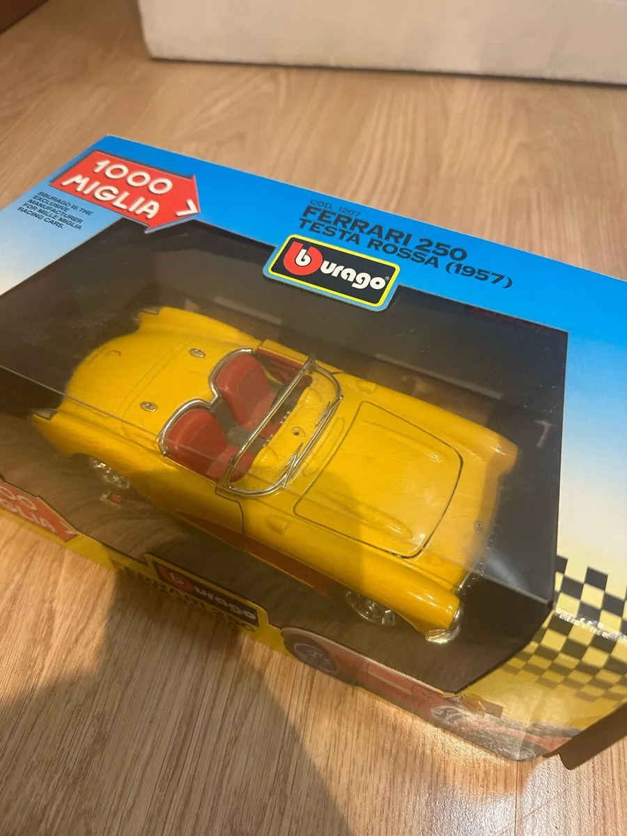 Bburago | Ferrari 250 Testa Rossa - Image 4