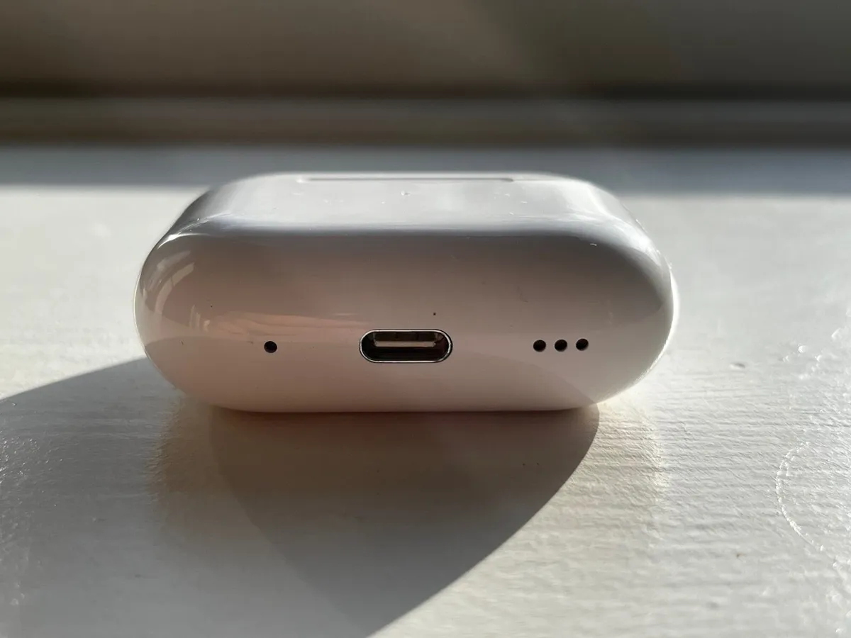 AirPods Pro 2 - Image 1