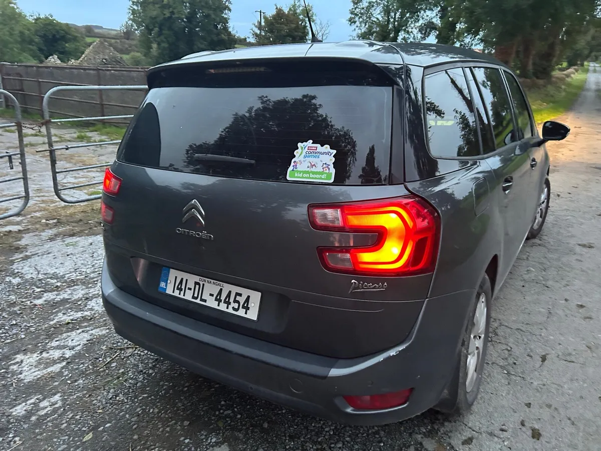 2014 Citroen C4 1.6hdi automatic 7 seater - Image 4