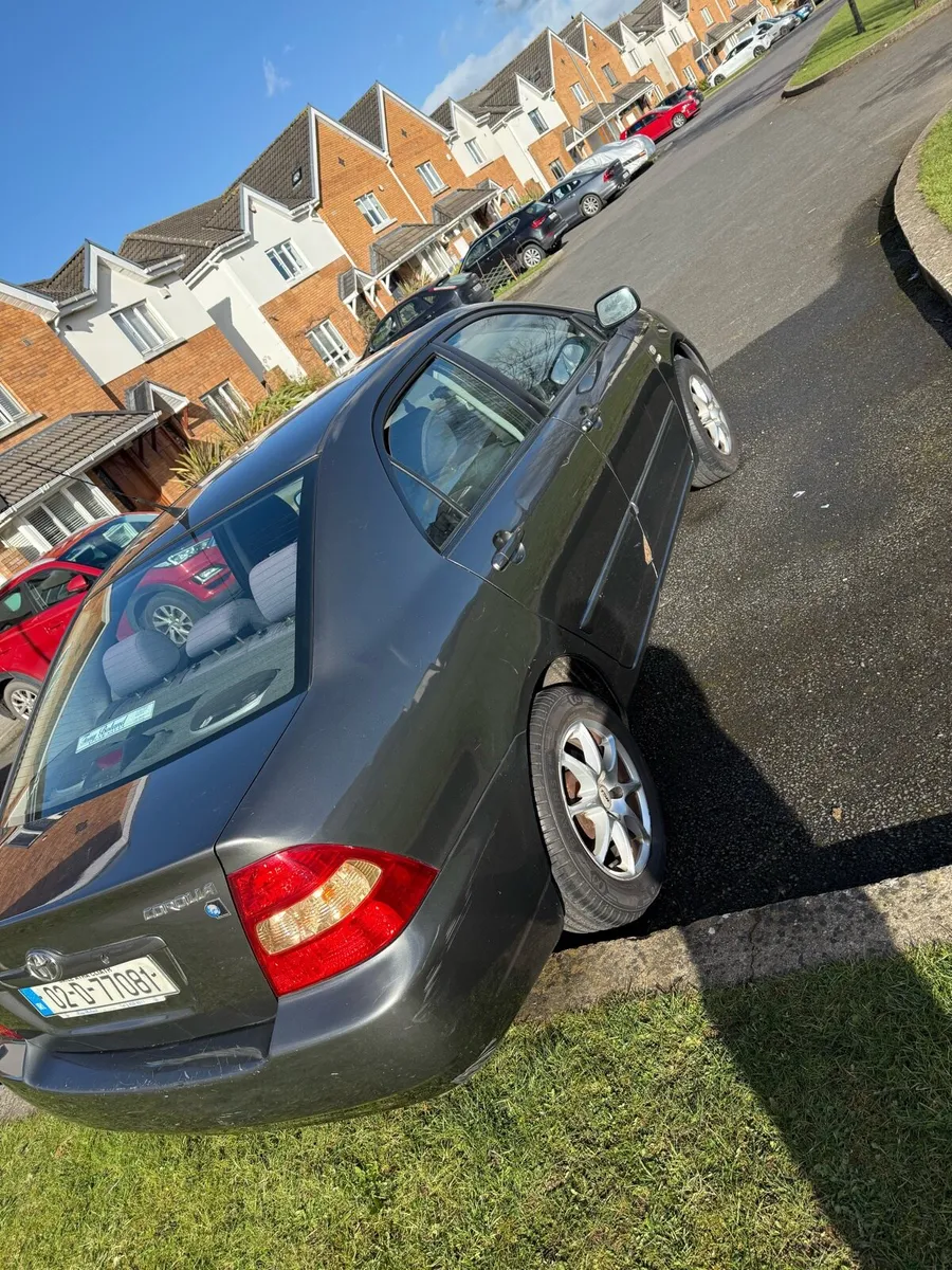 Car - Image 4