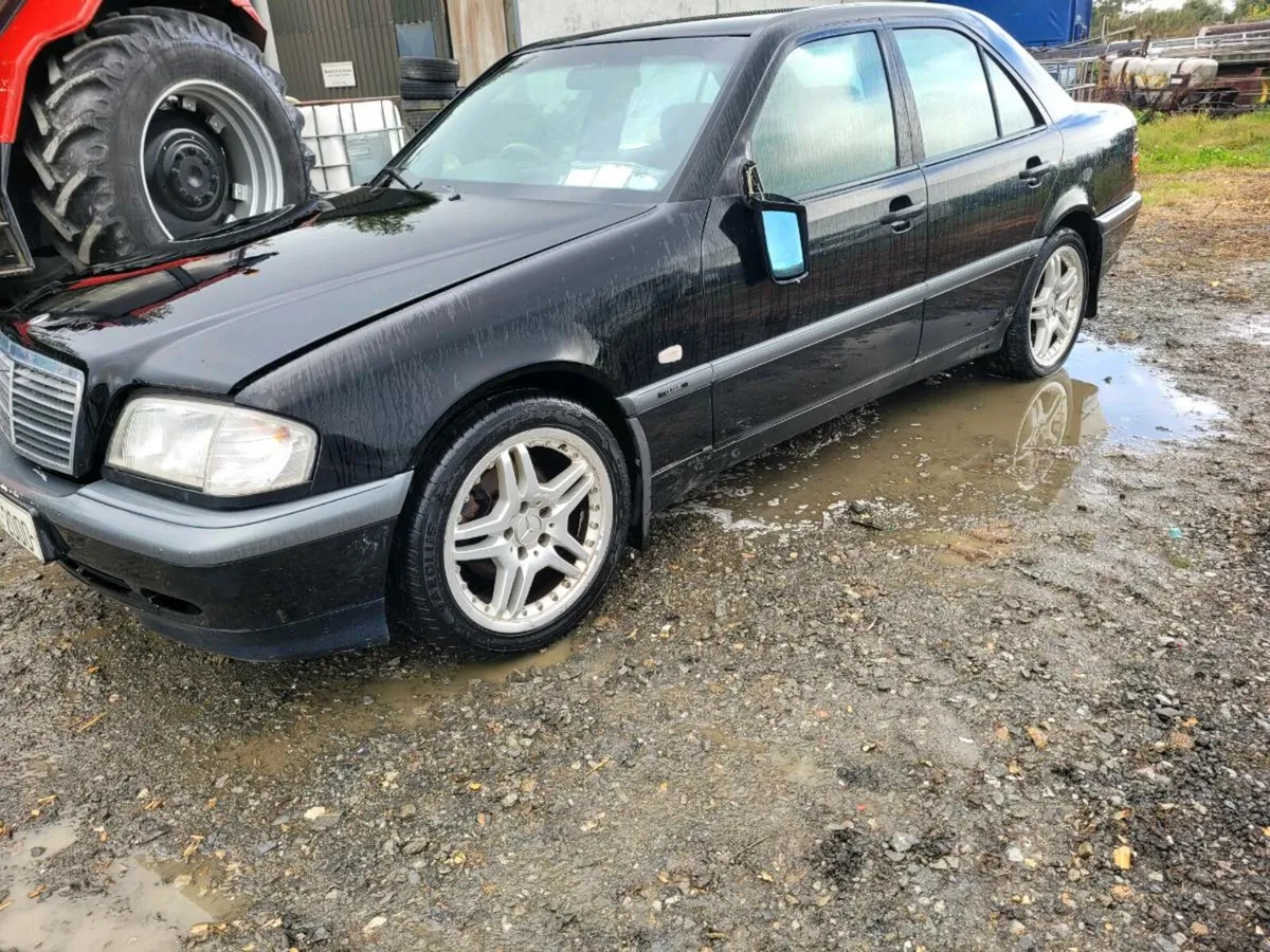 Mercedes 220 cdi - Image 2