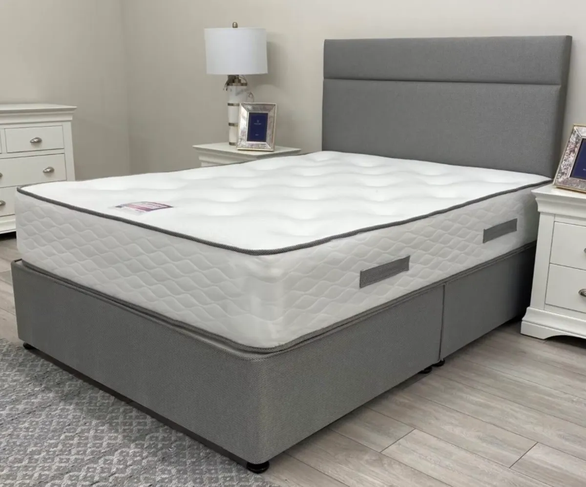 ** 5 foot Respa mattress ** - Image 2