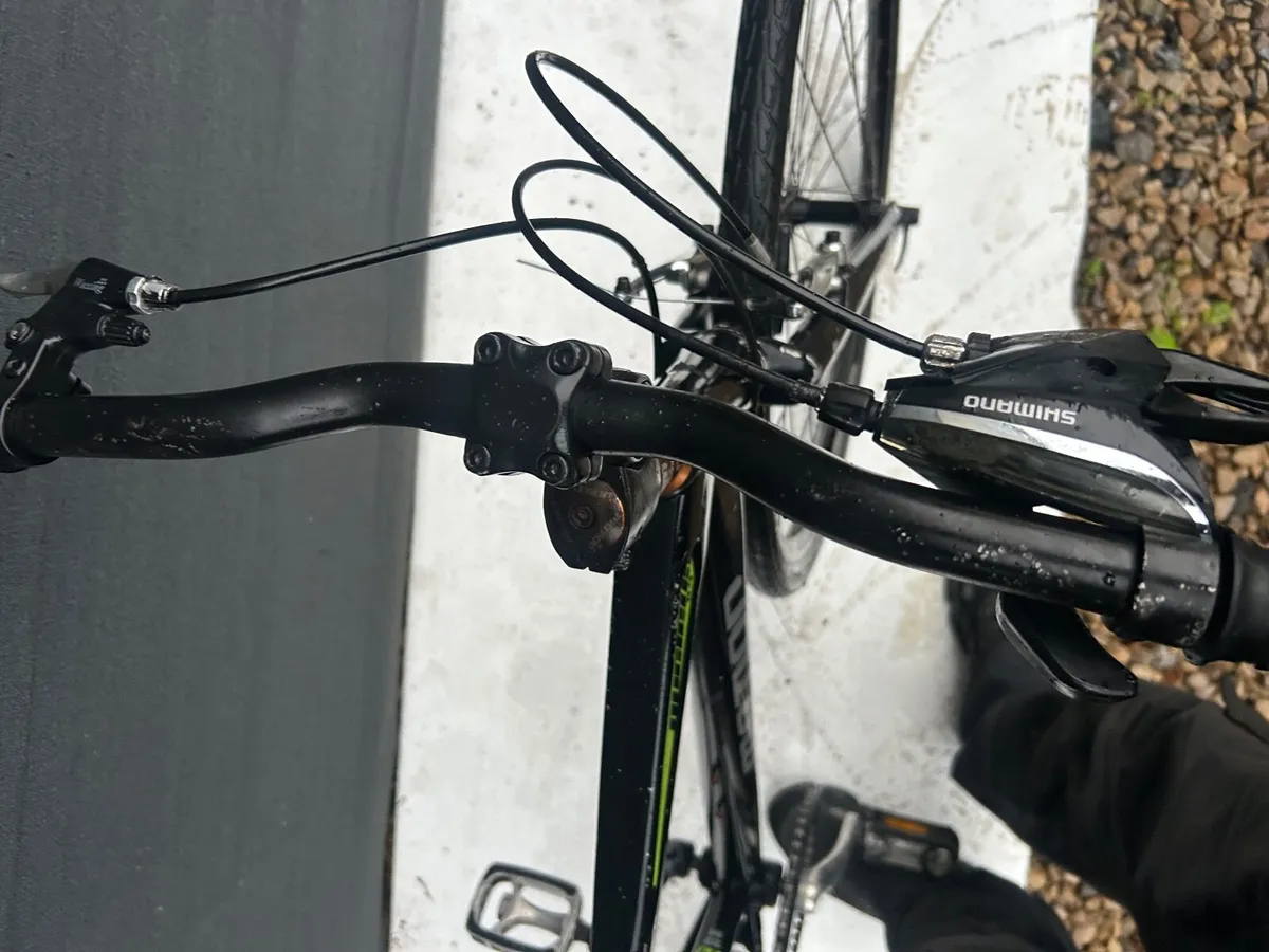 Motion hybrid bike ❗️Open 7 days ❗️ - Image 3