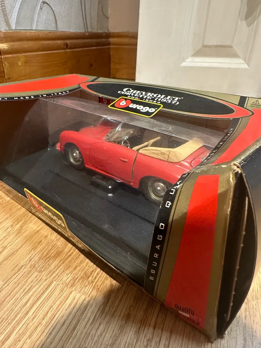 Bburago | Chevrolet Corvette 1957 - Image 3
