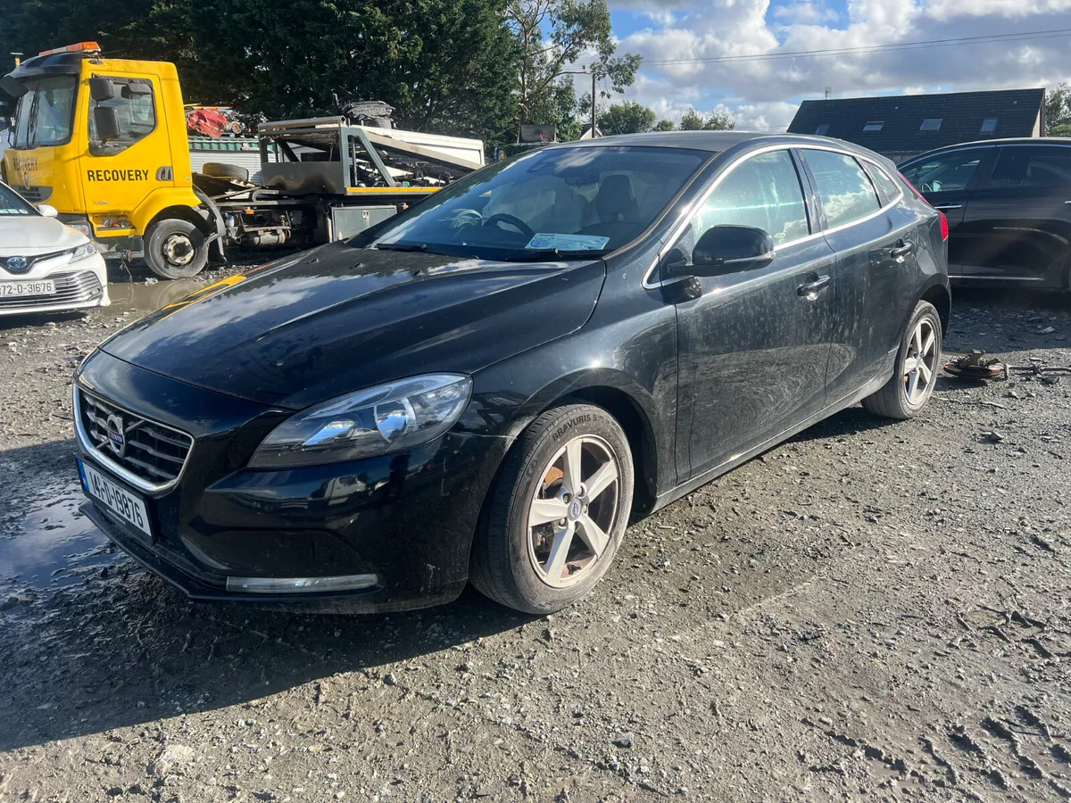 2014 Volvo V40 1.6 Diesel Low kms - Image 2
