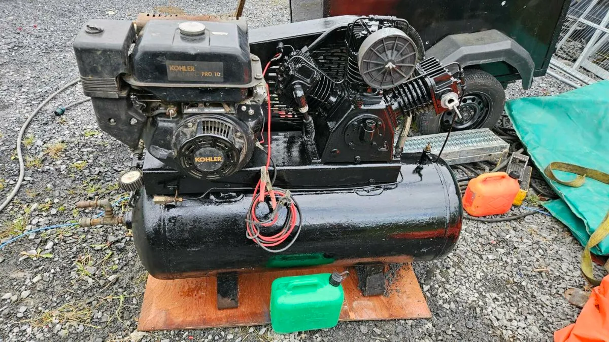 Air compressor 15hp petrol - Image 1