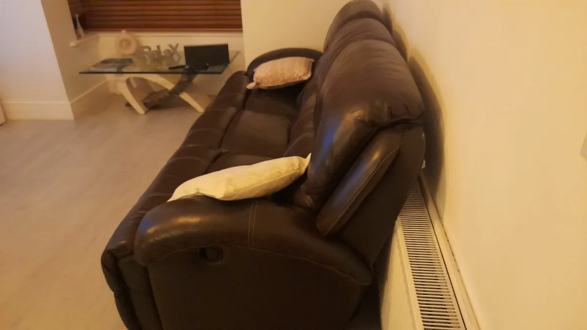 Soft Leather Recliner - Excellent Condition - Image 1