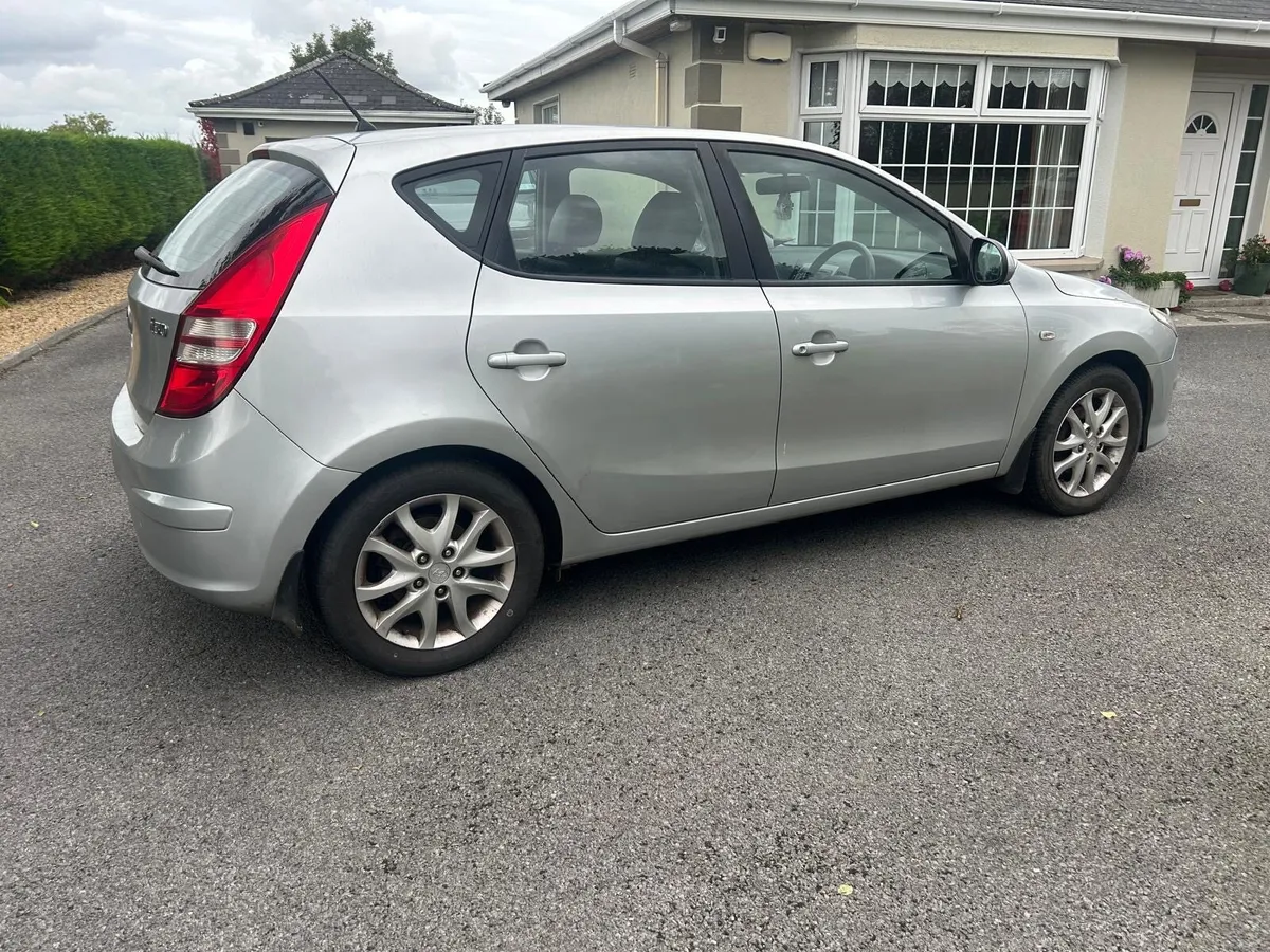 Hyundai I30 - Image 2
