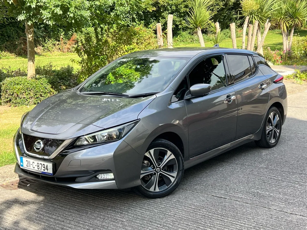 211 NISSAN LEAF 62 kWh SV PREMIUM AUTO HIGH SPEC - Image 1