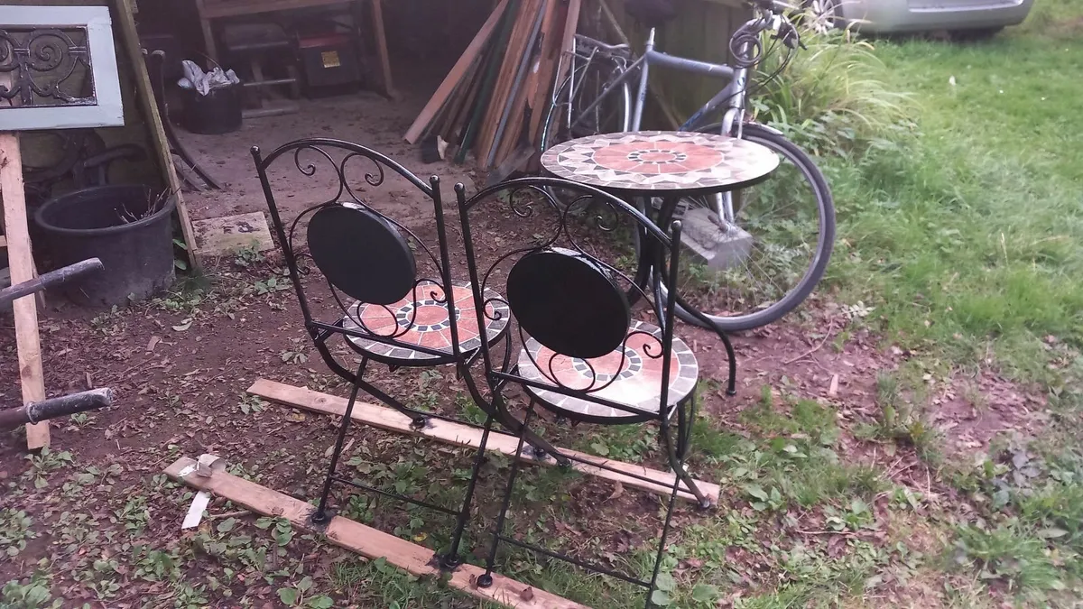 Bistro table set - Image 2