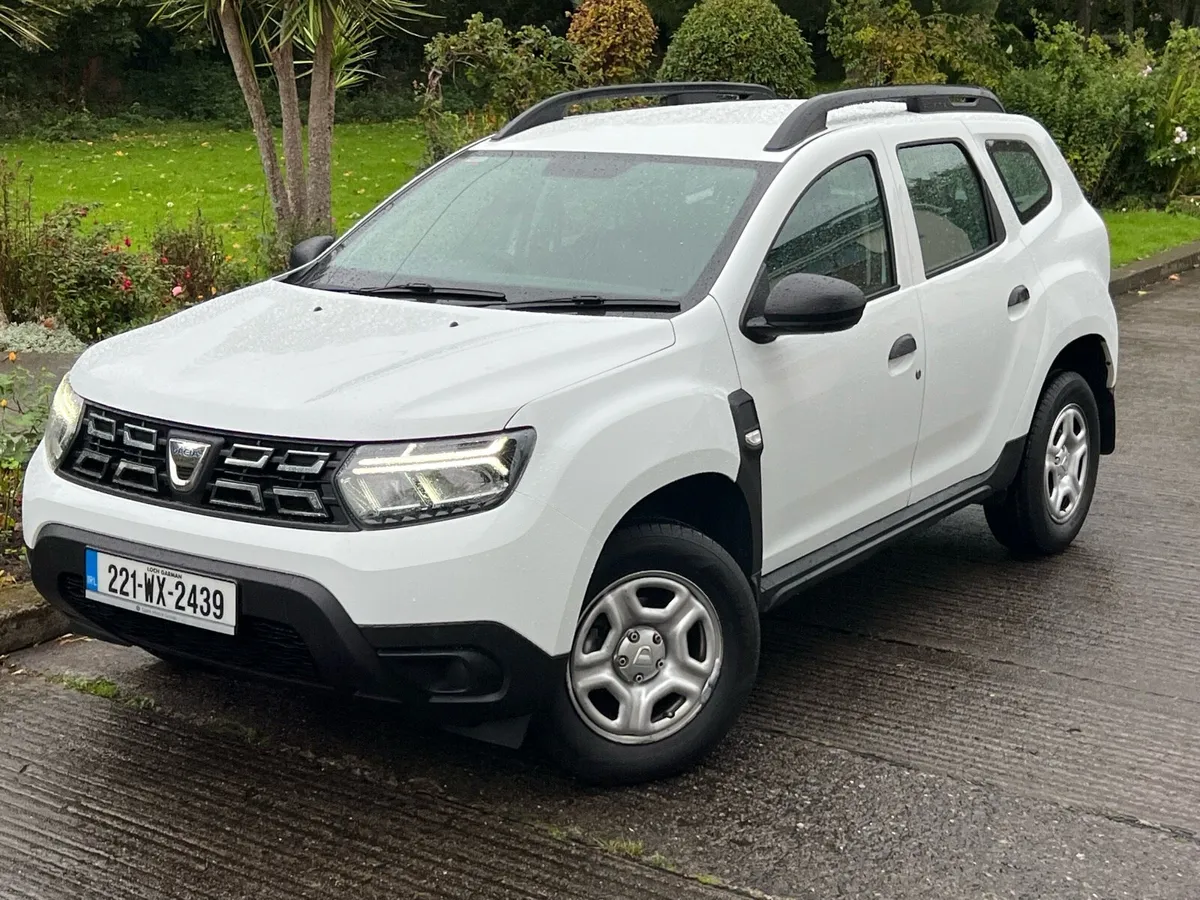 2022 DACIA DUSTER 1.5 DIESEL ONLY 55 KM SAT NAV - Image 2