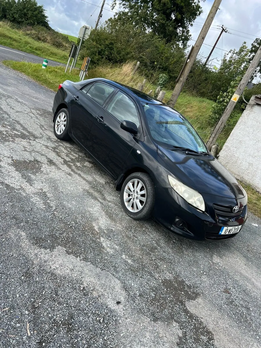 Toyota Corolla - Image 2