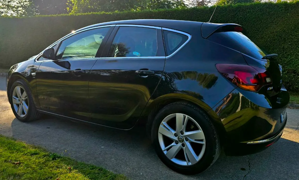 2015 Opel Astra 1.6 cdti - Image 2