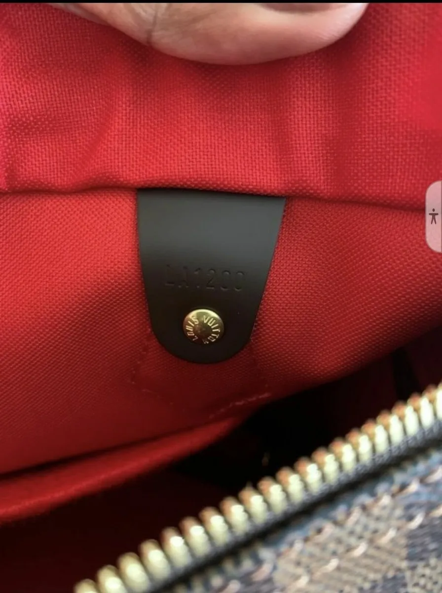 Louise Vuitton bandoulière 30 bag - Image 3