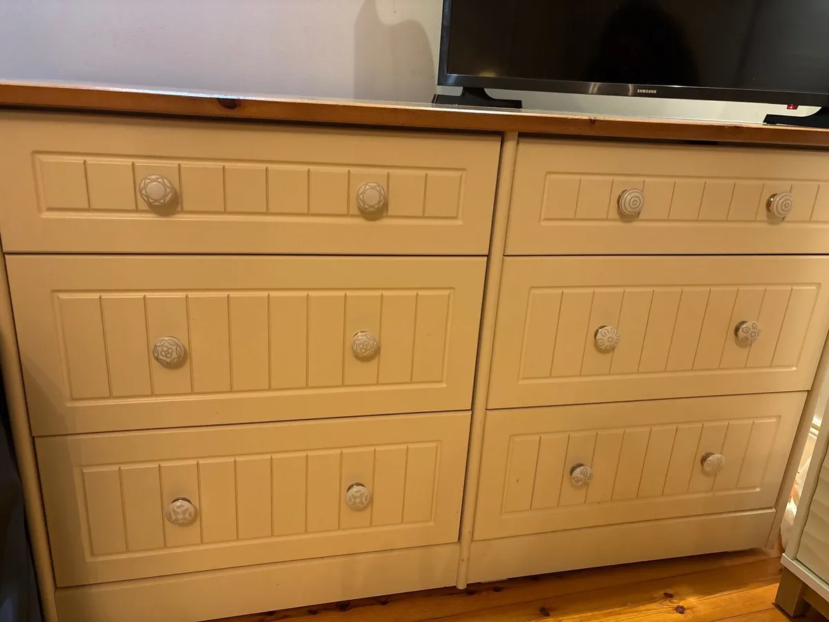 Cream Chest of drawers - Image 3
