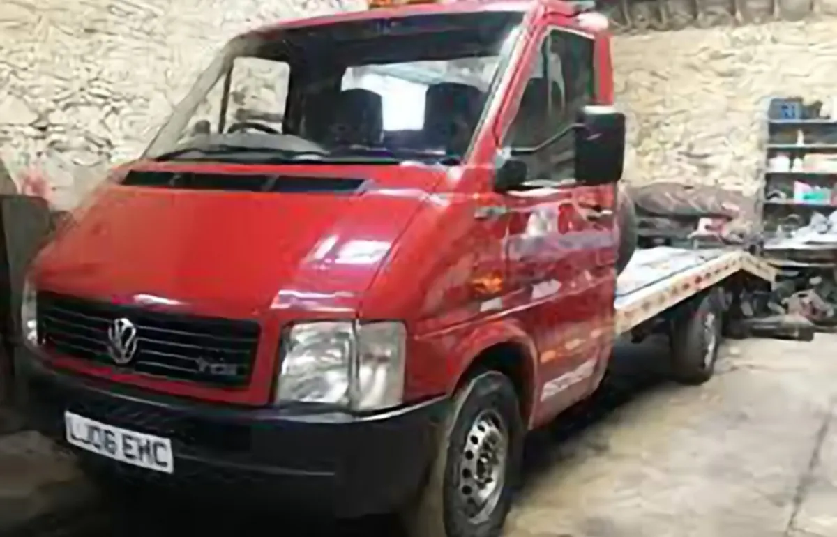 * Recovery truck wanted 3.5 T  * - Image 1