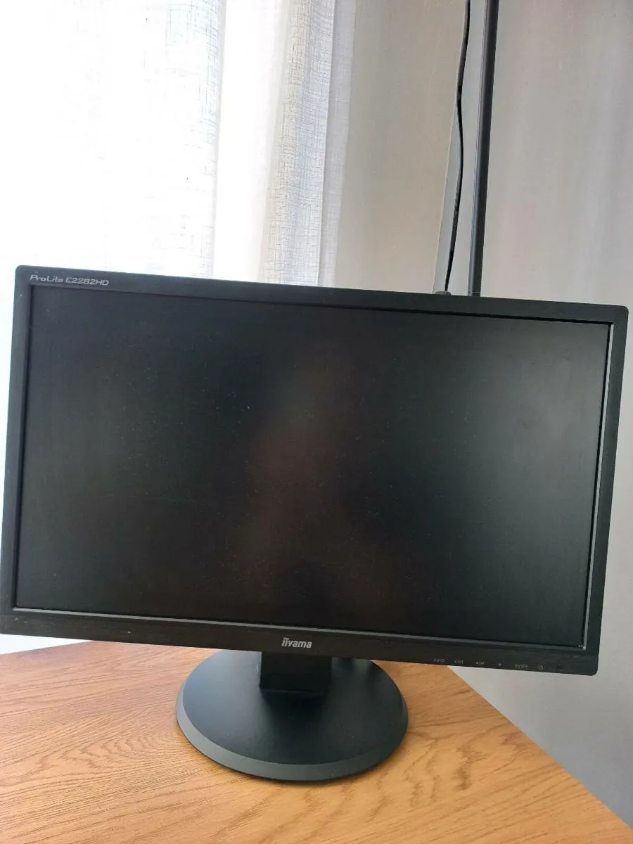 Screen 22" !!Yama Prolite - Image 1