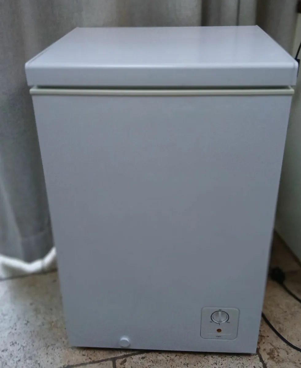 Chest Freezer - Image 3