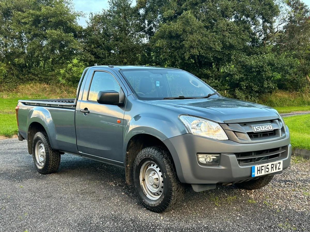 ISUZU D MAX - Image 2
