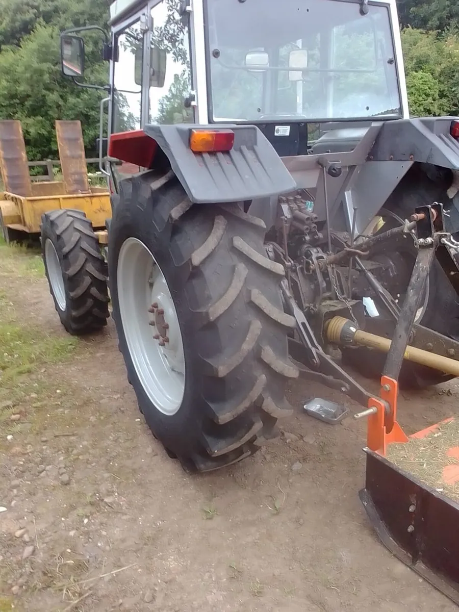 Massey Ferguson 390T 1993 - Image 3