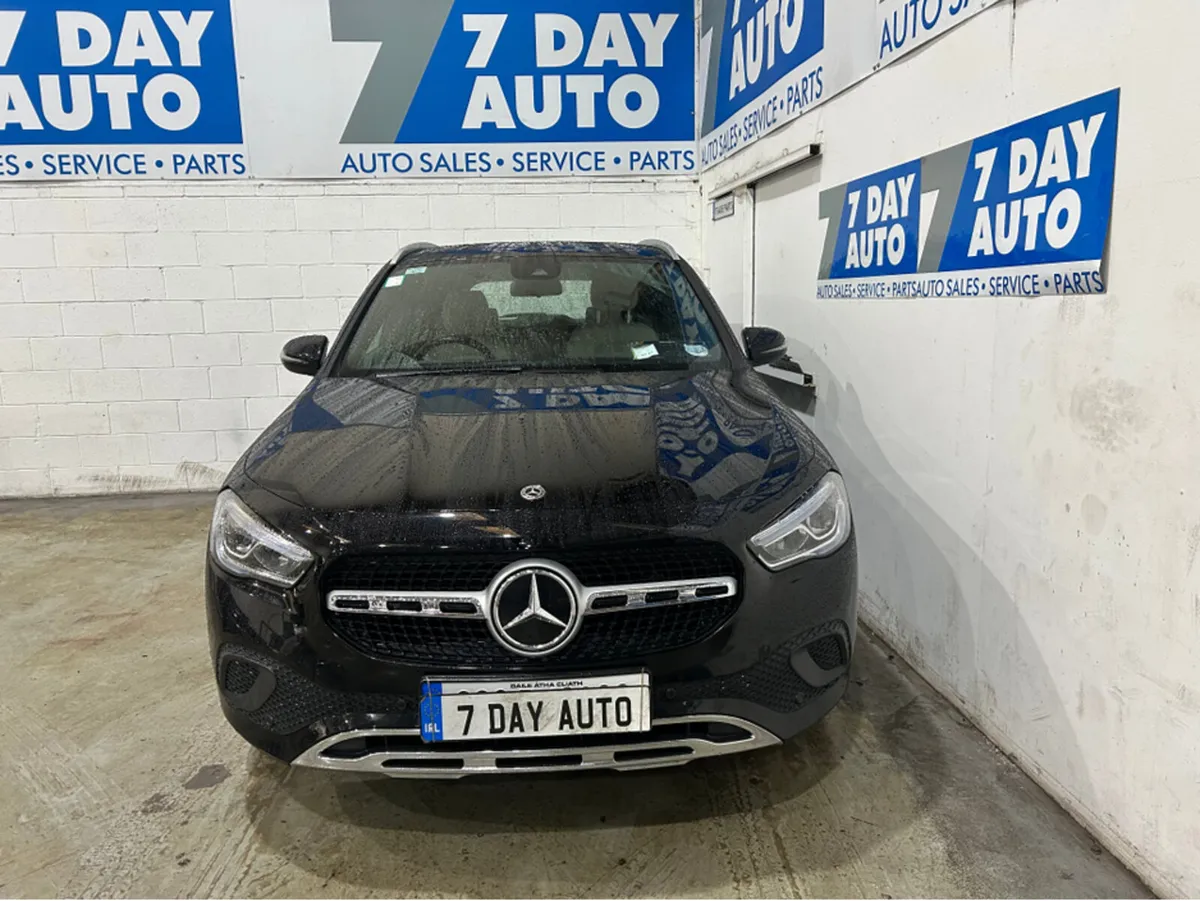 Mercedes-Benz GLA 180 D 5DR AUTO PROGRESSIVE - Image 2
