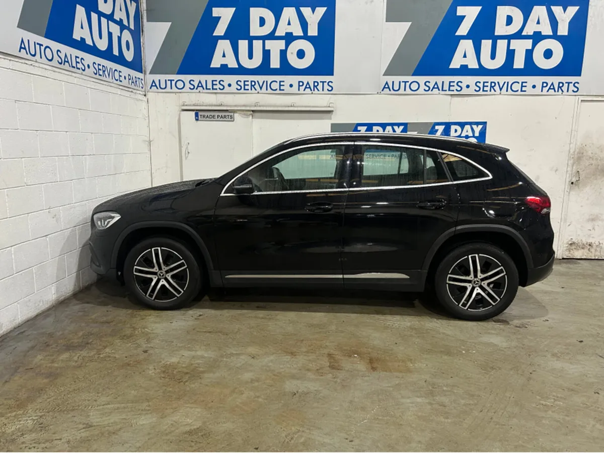 Mercedes-Benz GLA 180 D 5DR AUTO PROGRESSIVE - Image 4