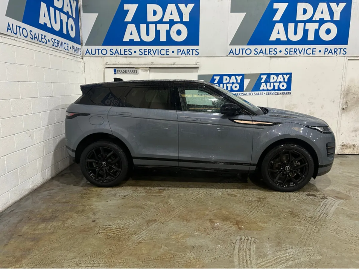 Land Rover Range Rover Evoque 2.0D R-DYNAMIC S Man - Image 3