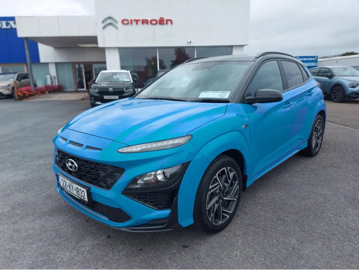 Hyundai KONA KAUAI 2TONE 5DR PETROL - Image 1