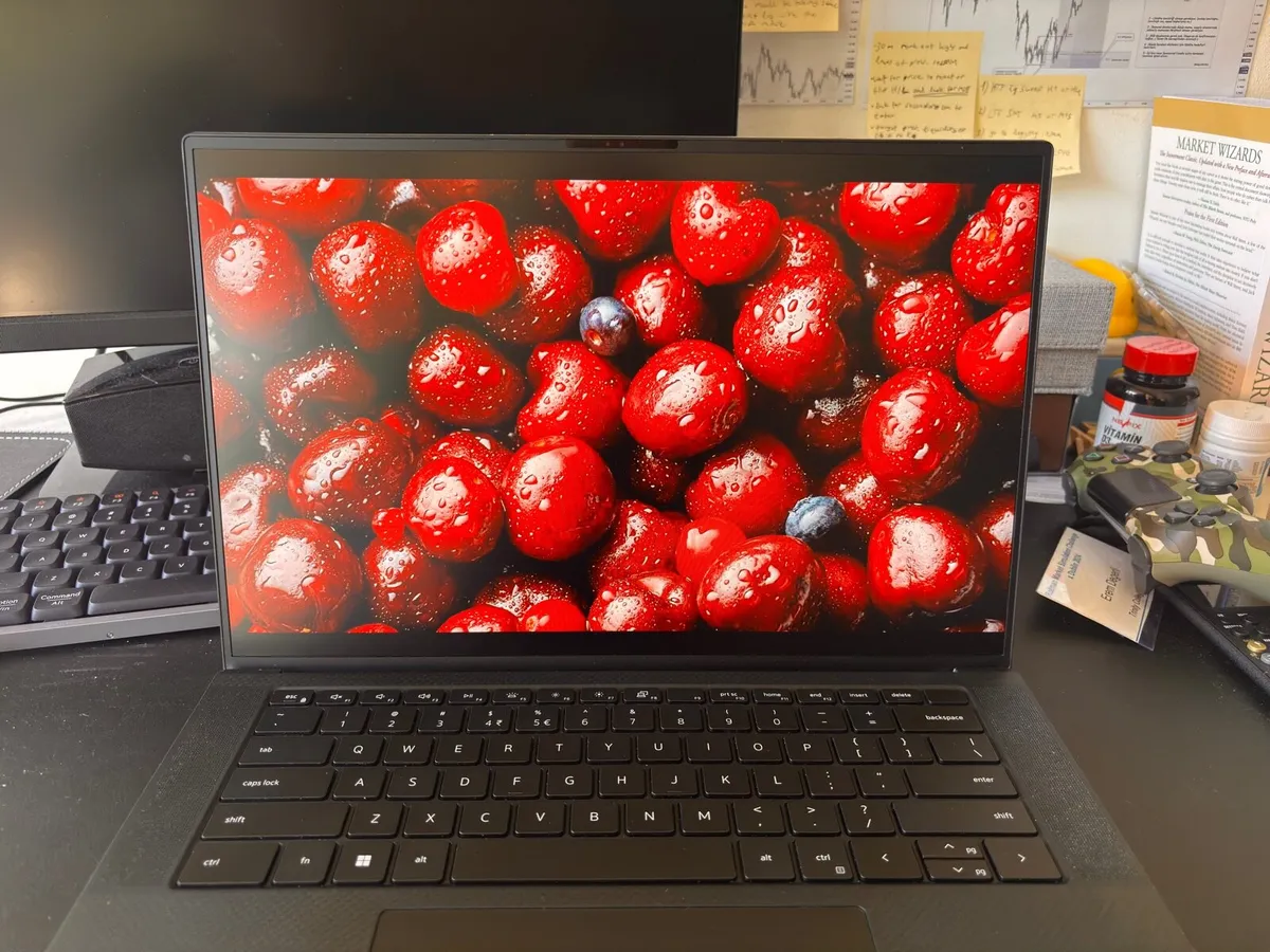 Dell XPS 15 9520 (2022) - Image 2