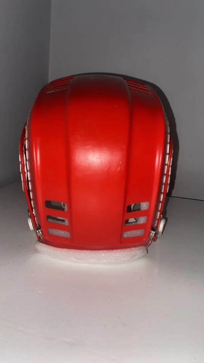 Mint red snr - Image 3