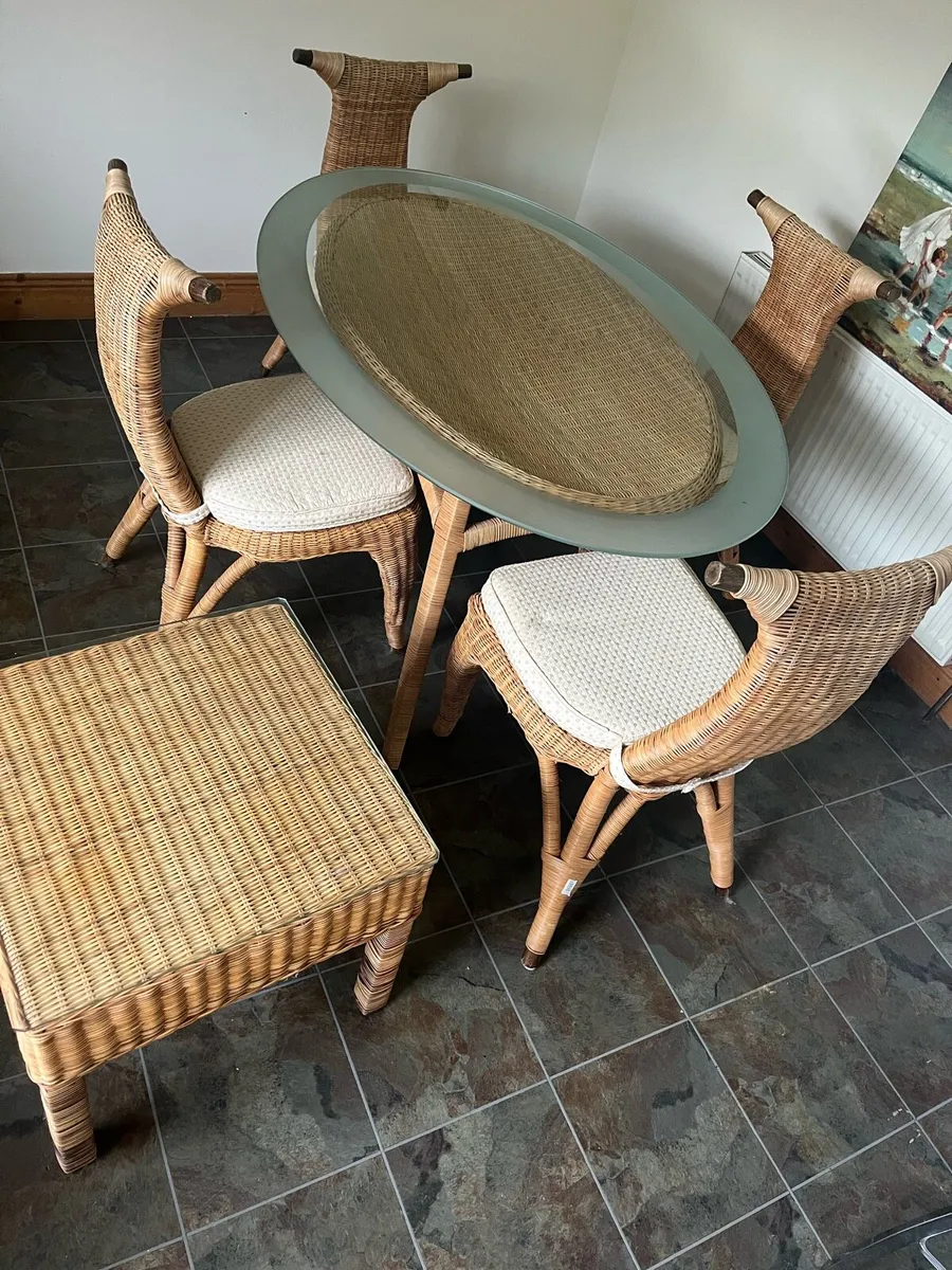 Conservatory dinning table and 4 chairs - Image 3