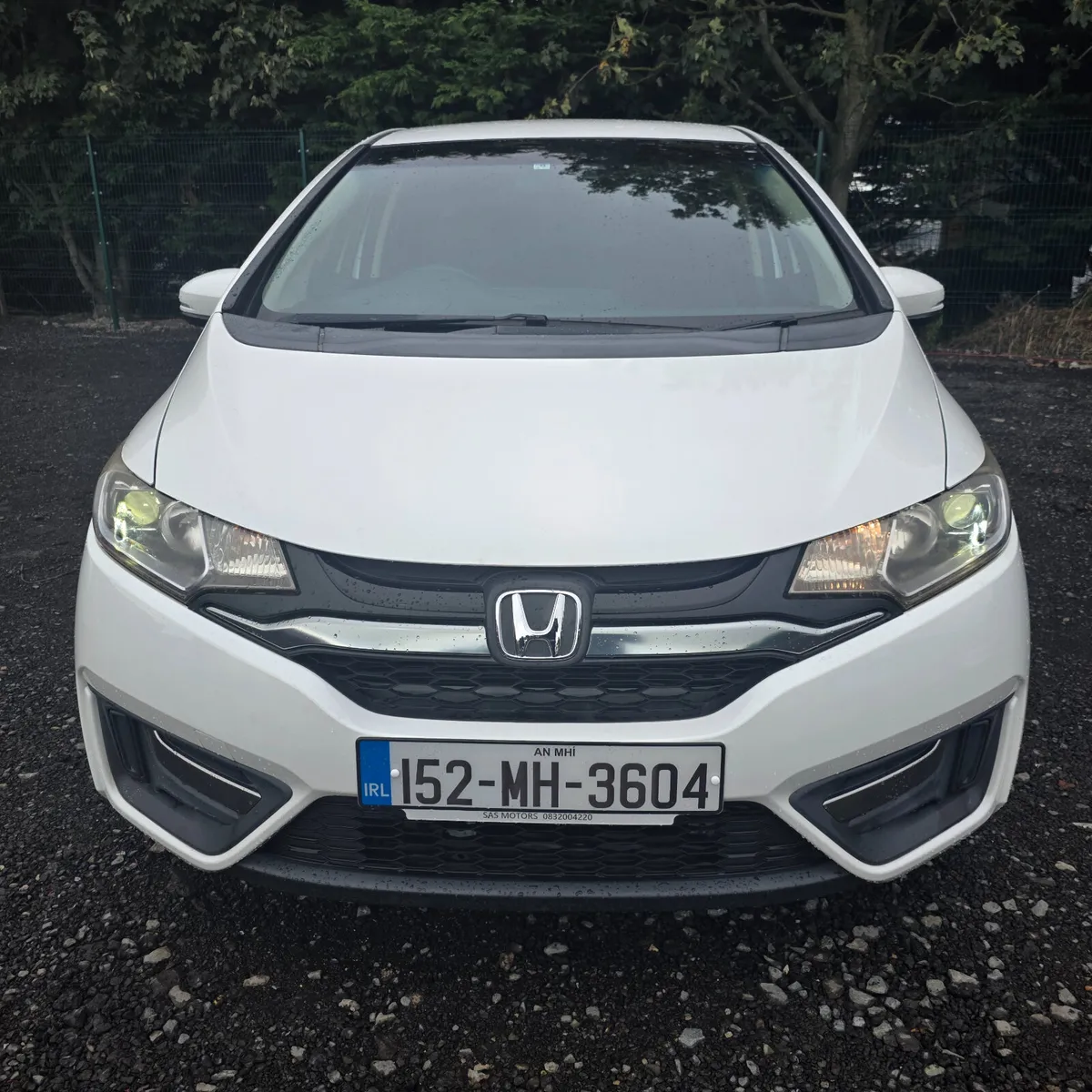 Honda Fit 2015 Automatic Hybrid - Image 2
